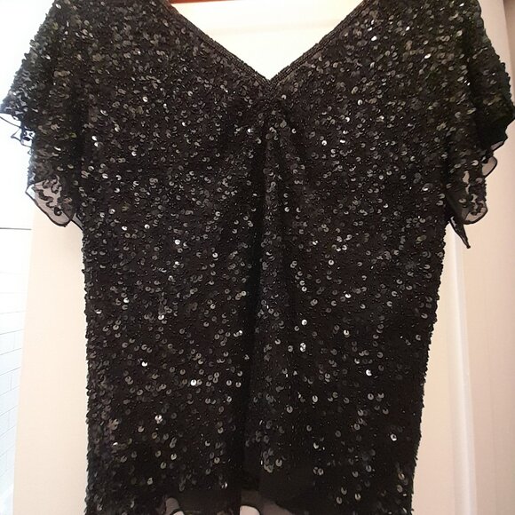 Adrianna Papéll Boutique Sequined Beaded Top - Picture 1 of 6